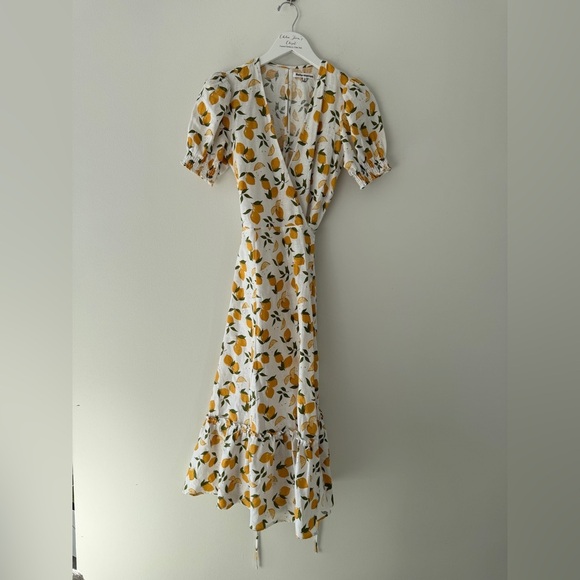 REFORMATION Veronika Linen Dress in Lemonade XS - Picture 4 of 9